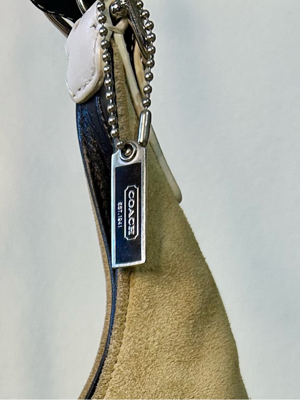 Coach Hamptons Vintage Suede Hobo Bag - Picture 10 of 14